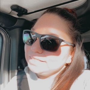 Meet your Posher, Miranda